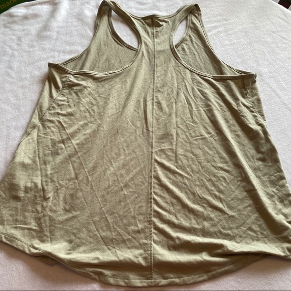 Green 1X Workout Tank - Picture 5 of 5